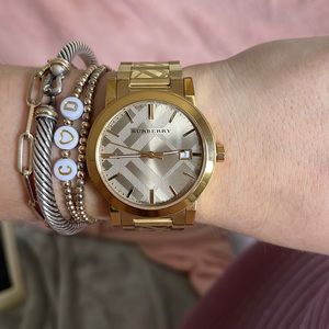 BURBERRY STAINLESS STEEL GOLD WATCH